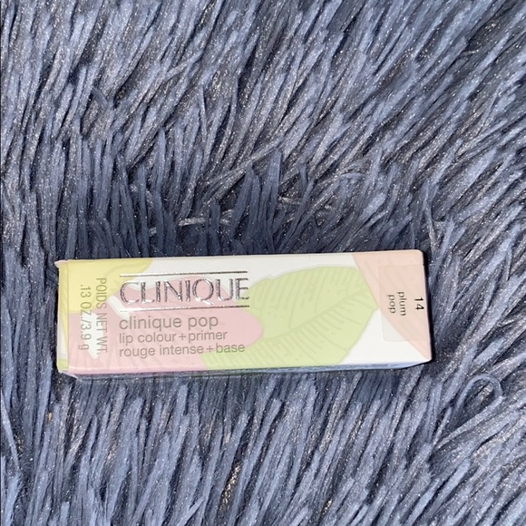 Clinique Lip Colour + Primer Rouge Intense | Plum - Picture 2 of 7